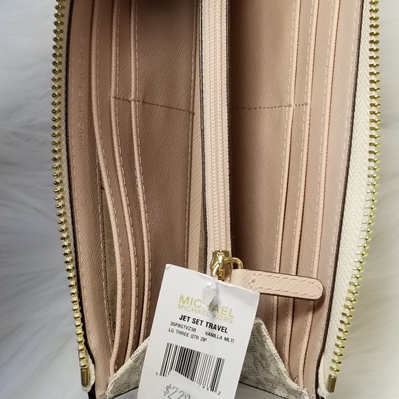 Michael Kors wallet - Picture 2 of 5